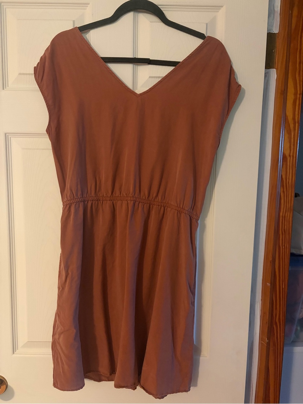 Universal Thread Rust V-Neck Short Sleeve Dress